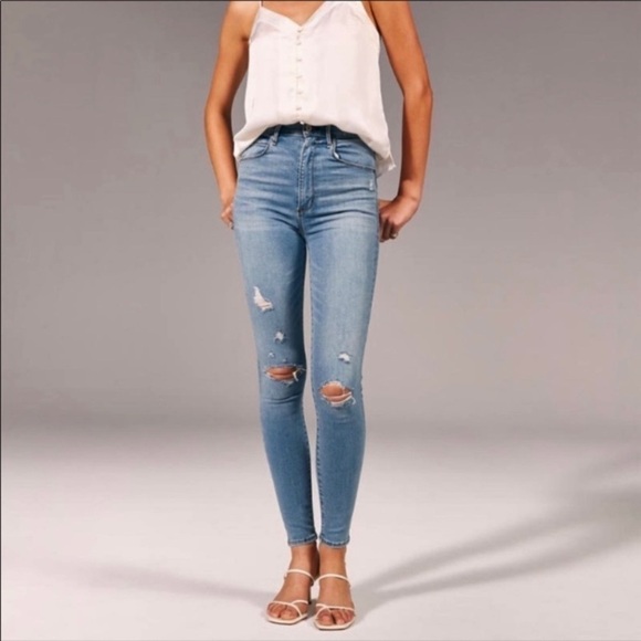 Abercrombie Ultra High Rise Super Skinny Jeans, Distressed, Stretch A & F 2 (26) - Picture 1 of 9